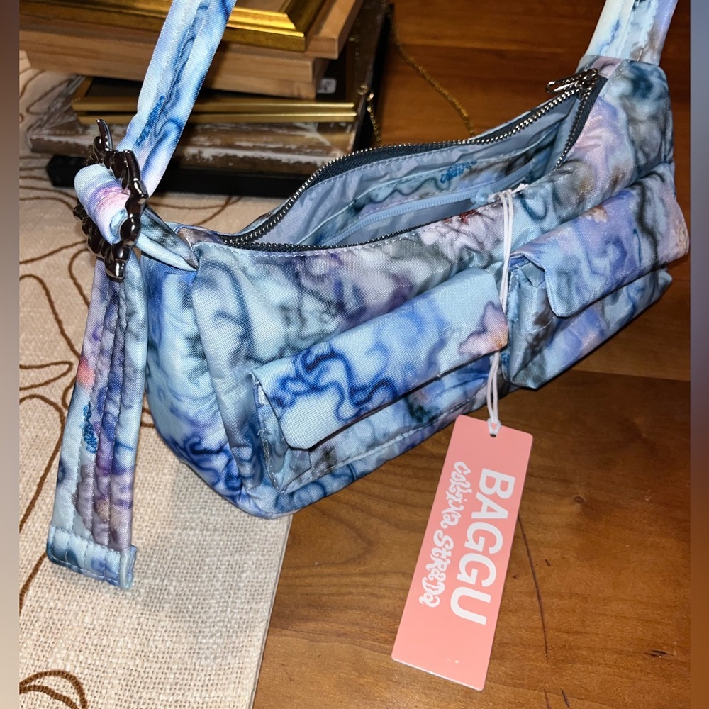 Baggu NWT Blue Thorns Cargo Bag